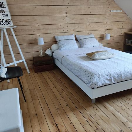 Chambres D'Hotes De Charme Sur Le Mans Exterior foto
